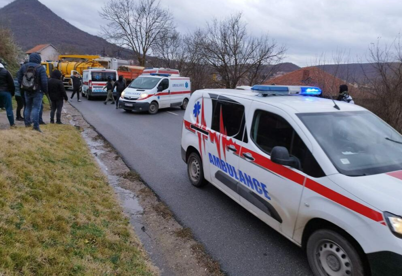 Kosovska policija na Jarinju brani ulazak na KiM