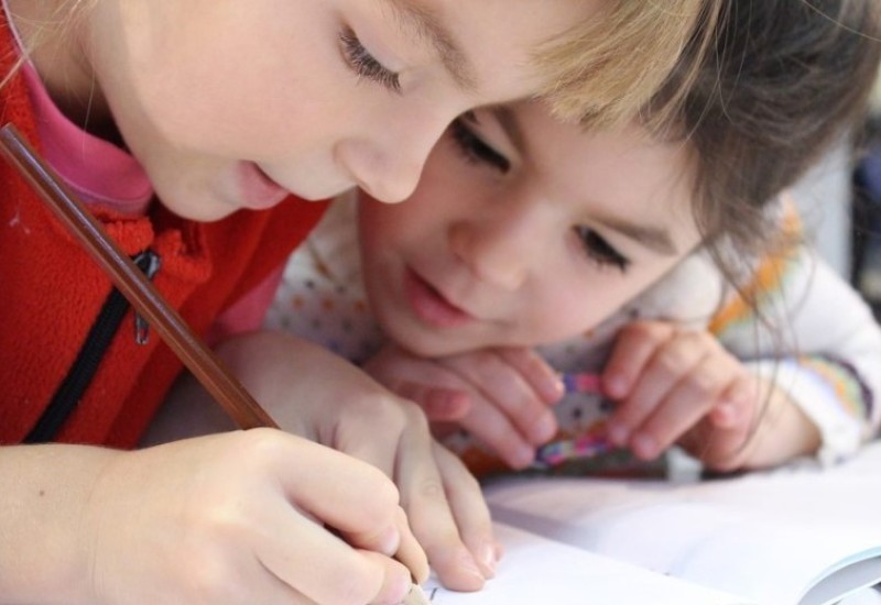 Roditelji 11 učenika ispisali djecu iz škole u Sarajevu, smeta im dijete s autizmom