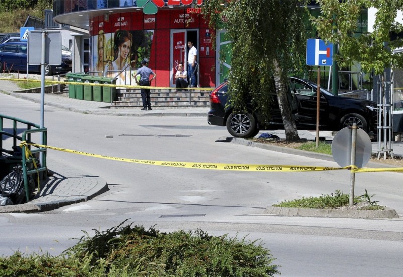 Poznato stanje policajca ranjenog u Gradačcu