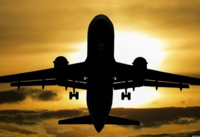 Drama u avionu: Putnici dali posadi gumene bombone sa marihuanom