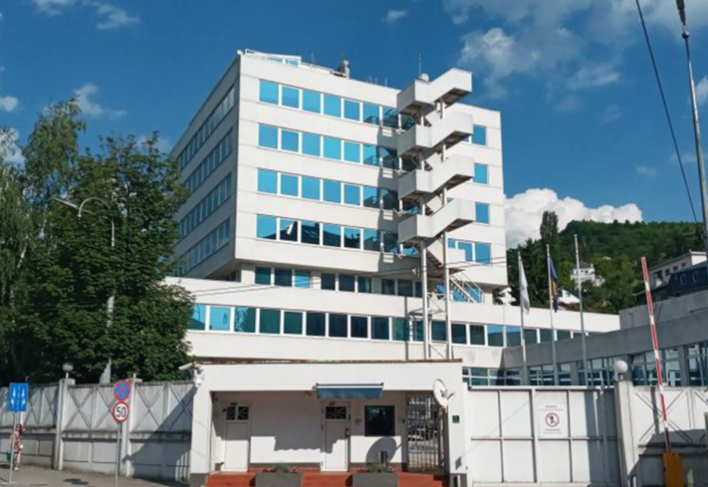 Oglasio se OHR o sjednici NS RS o novom ustavu