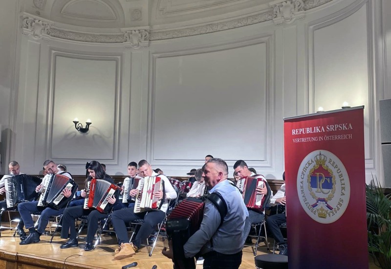 Orkestar harmonika iz Ugljevika oduševio publiku u Beču