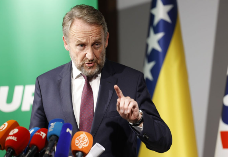 IZETBEGOVIĆ: "Osmorka" da predoči čime je odobrovoljila HDZ i SNSD