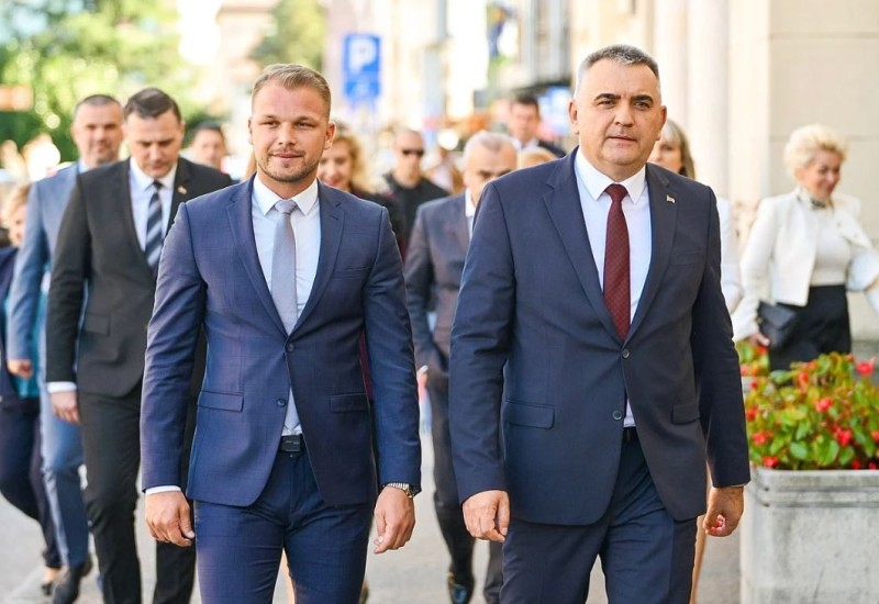 Duel Minić–Stanivuković u Kući Milanovića, svi mediji dobrodošli