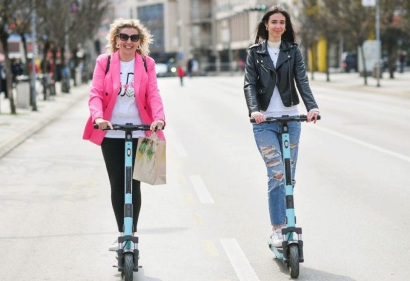 POZNATA CIJENA: Sat iznajmljivanja gradskih trotineta 15 KM