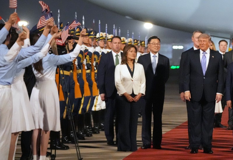 Tramp stigao u Peking na sastanak sa Sijem