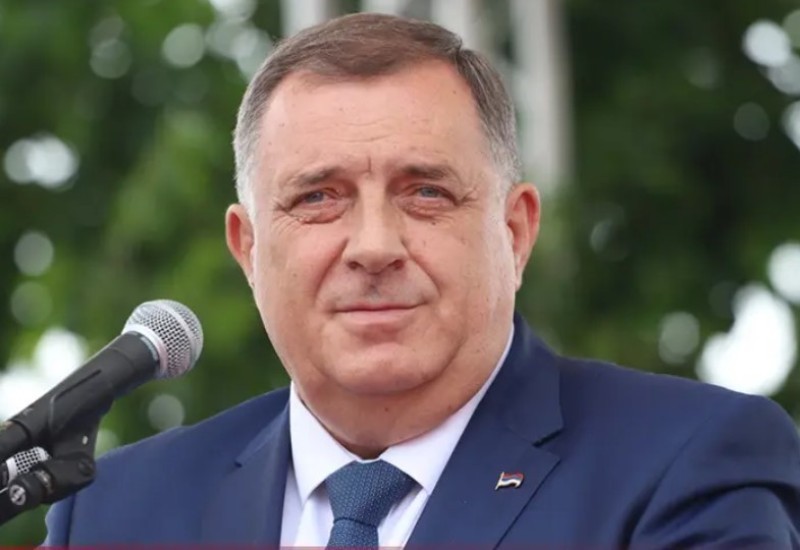 Dodik: Nisu Srbi ginuli braneći svoju imovinu da bi je Šmit, Marfi i Bakir krčmili