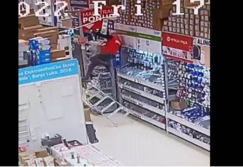 Banjalučanin povrijedio kičmu na radnom mjestu, pa ostao bez posla