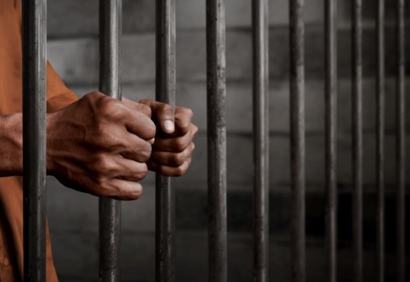 Muškarac iza rešetaka zbog strašnih prijetnji bivšoj partnerki: Otvoriću ti lobanju