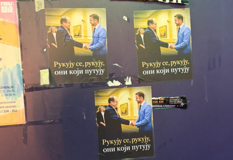 Rukuju se, rukuju – oni koji putuju: Banjaluka oblijepljena plakatima Draška i Šmita