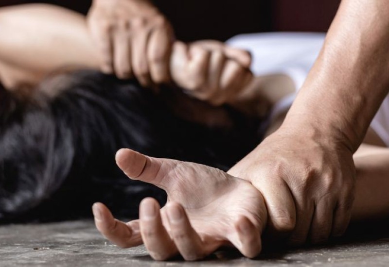 SAD: Tinejdžerka ubila muškarca koji ju je silovao, mora platiti odštetu porodici