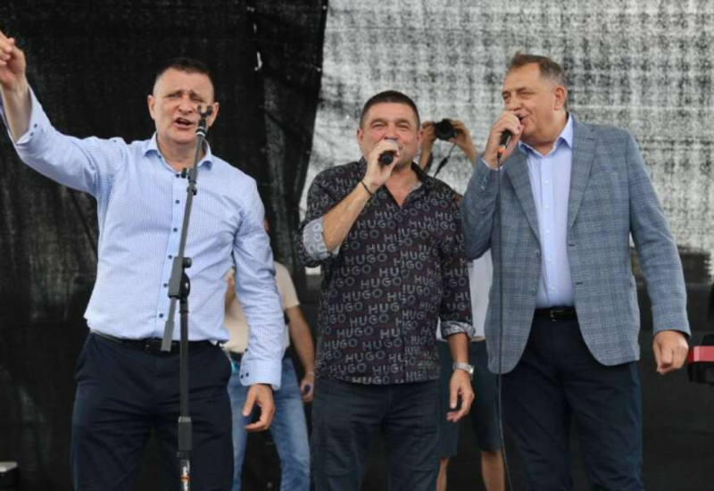 Dodik, Baja i Đajić zasjenili Radu Manojlović na kotlićijadi u Banjaluci