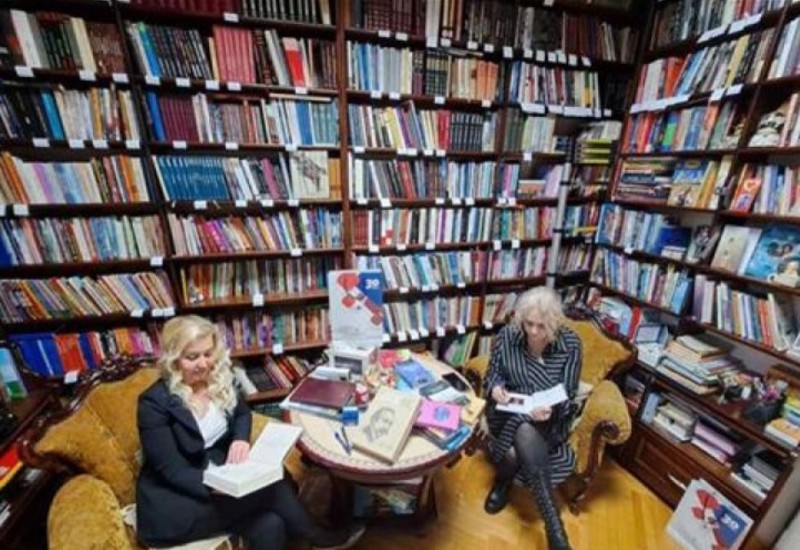 Poklonili knjige biblioteci "Sestre Gajić"
