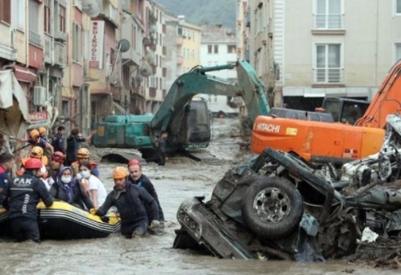 Novi problemi za Tursku: Nakon zemljotresa stigle poplave, najmanje 10 mrtvih (VIDEO)