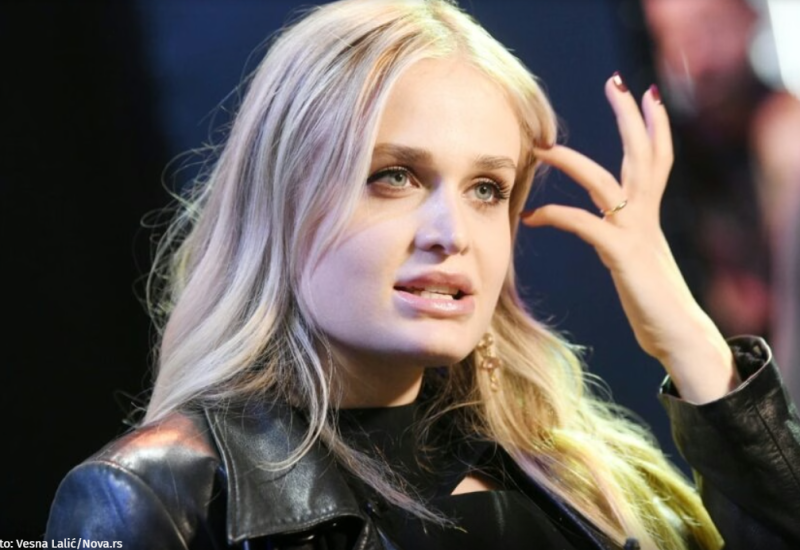 Razvela se glumica Mina Sovtić, kćerka Anice Dobre: "Ne živimo zajedno već dvije godine"