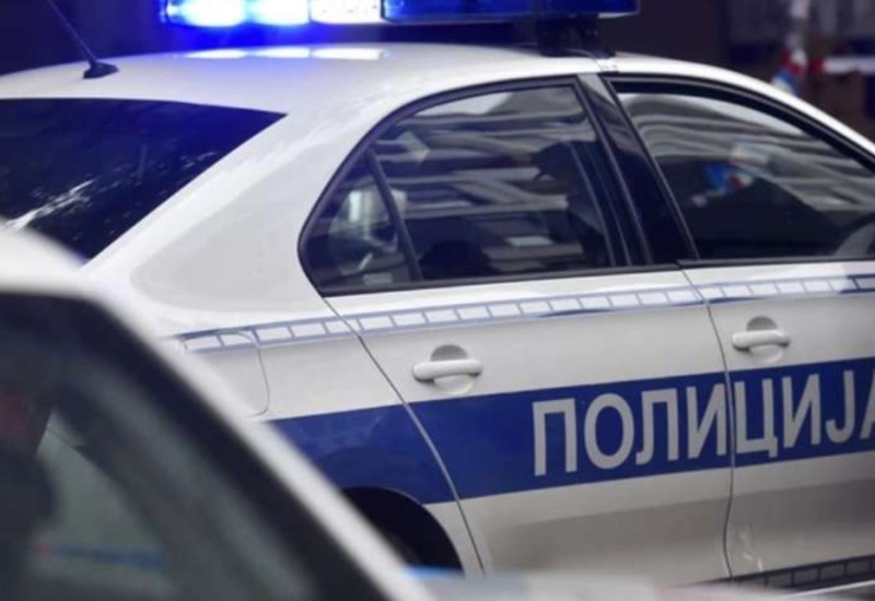 Vrijeđao i prijetio Vučiću: Uredniku “Tabloida” određen pritvor do 30 dana