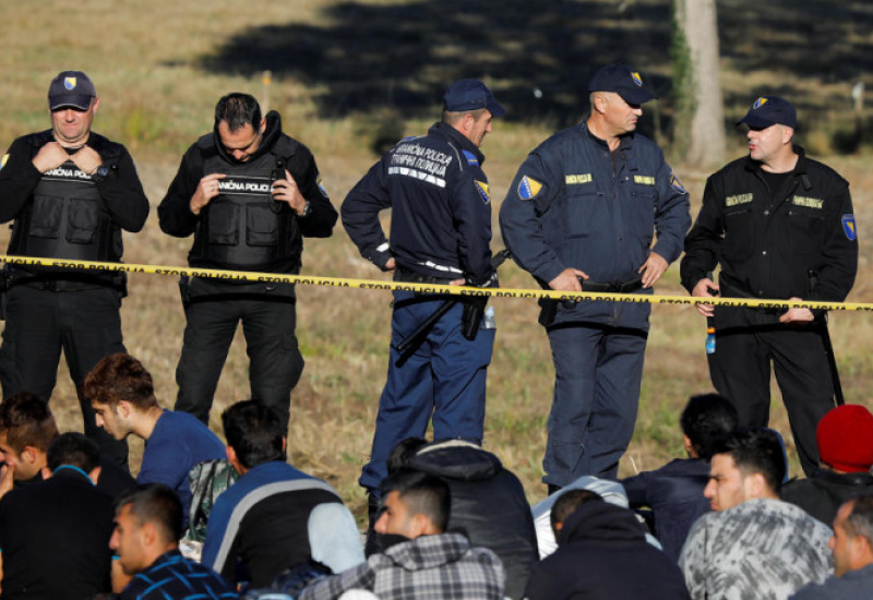 Pakistanac krijumčario 10 ilegalnih migranata iz Srbije u BiH