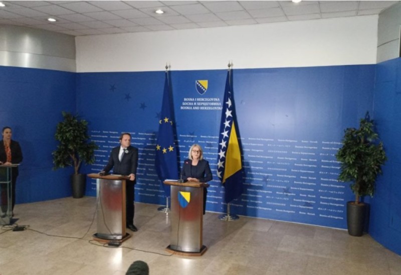 Varhelji: Nema popuštanja za prijem u EU, BiH mora ostvariti rezultate