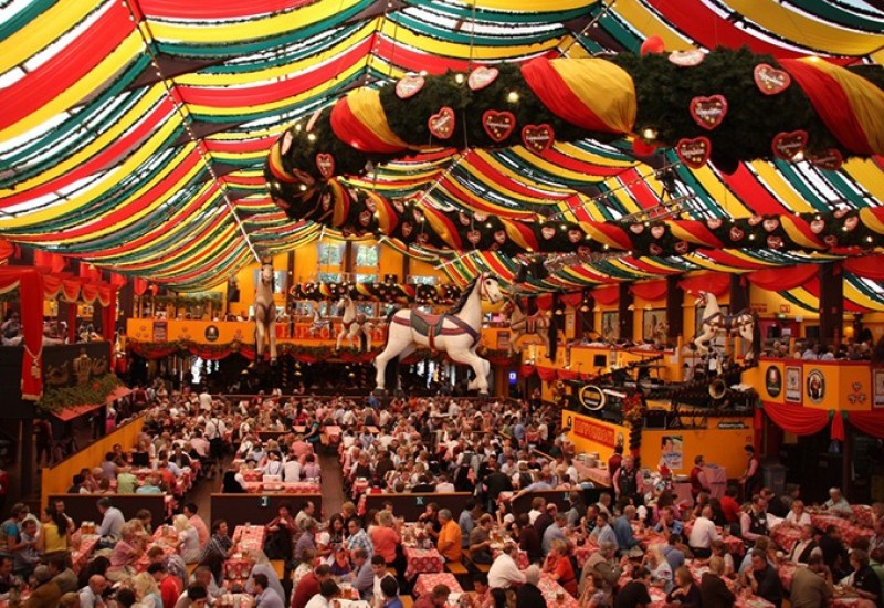 NJEMAČKA: Otvoren čuveni Oktoberfest nakon dvije godine pauze