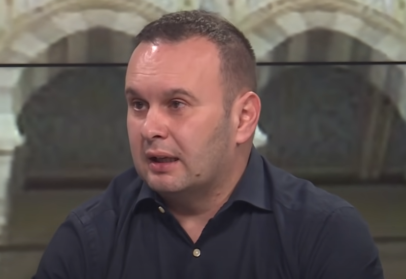 Ćosić se osvrnuo na izjave Trivićeve: Javnost opterećuje borbom za stranačku poziciju