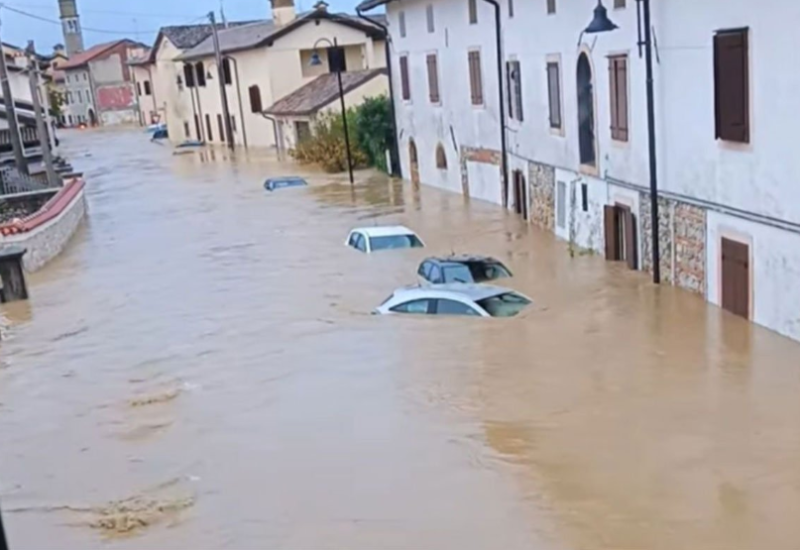 Snažno nevrijeme u Italiji: Odron srušio trospratnicu, dvije osobe nestale (VIDEO)