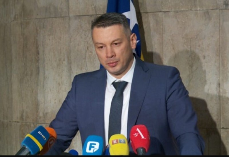NE MOŽE PROĆI PROVJERU SIPA-e: Nešiću se izmiče ministarska fotelja