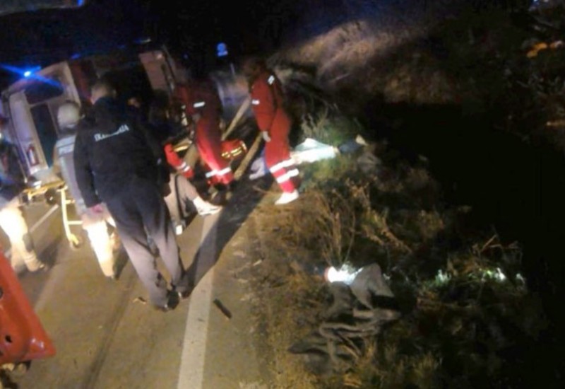 Tragedija na putu Prijedor - Novi Grad: Pun "fijat" sletio pa se zapalio, poginuo suvozač