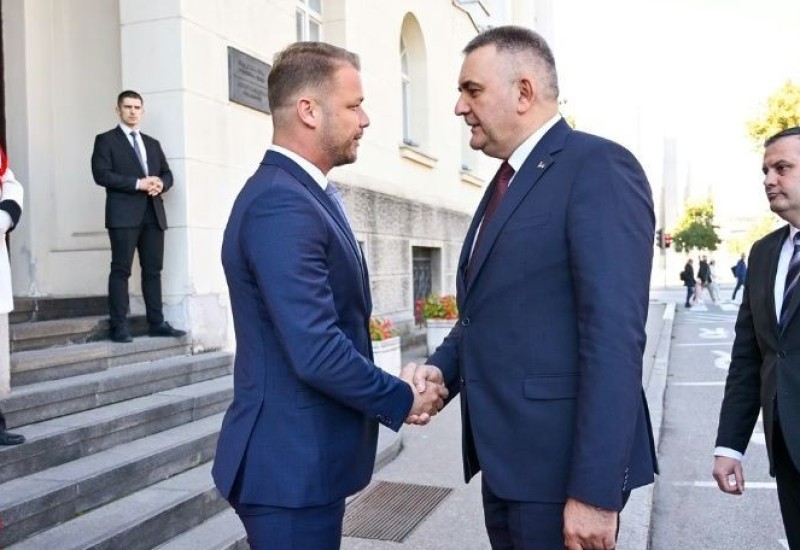 Stanivuković najavio pripreme za TV duel sa Minićem