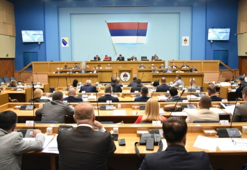 Opozicija optužuje, Bukejlović brani: U javnosti se značajno vrijeđa privatnost pojedinaca
