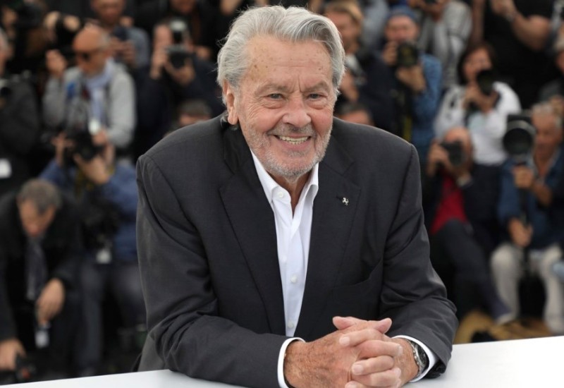 KO JE BIO ALEN DELON Žene ludjele za njim, stekao je svjetsku slavu, ali je govorio da nije srećan