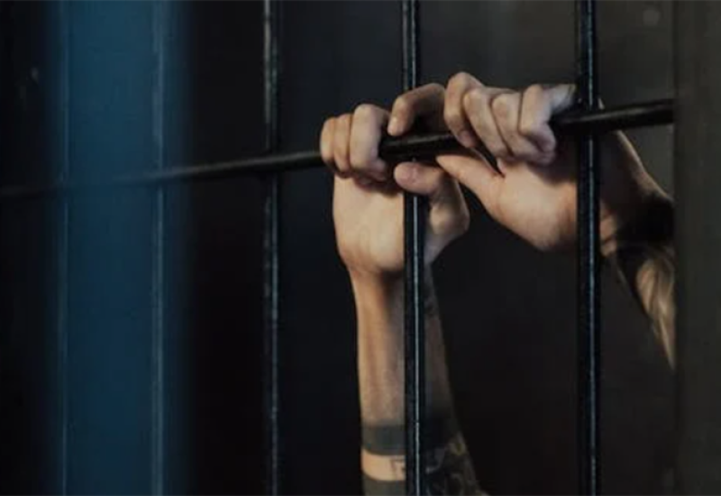 Banjalučanin kažnjen zbog krvavog razbojništva: Vezali staricu, zapušili usta i zatrpali dekama