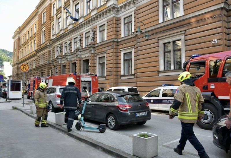 Ugašen požar na zatvoru u Sarajevu, zatvorenici nisu bili na zapaljenom spratu