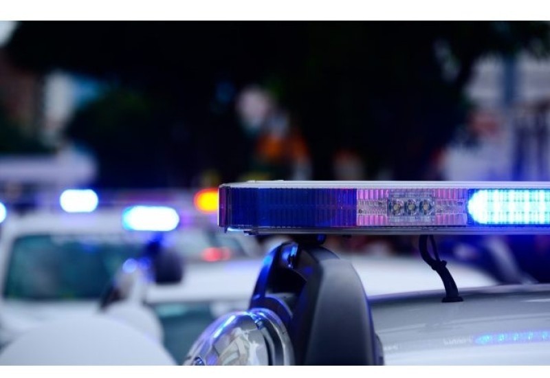 Mladić u kafani izbo muškarca u stomak