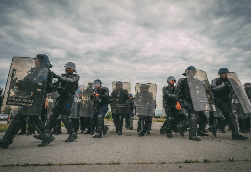 Pojačano prisustvo međunarodnih policajaca u Kosovskoj Mitrovici