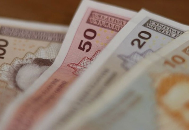 Prosječna oktobarska plata u BiH 1.156 KM, najviše u finansijama i osiguranju