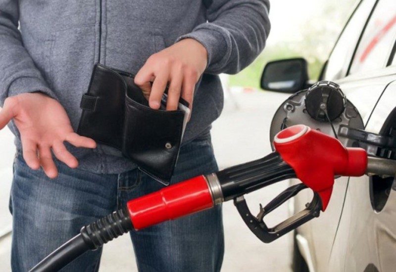 Loše vijesti za vozače: Evo za koliko je skuplji litar dizela na benzinskim pumpama