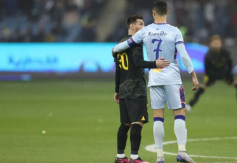 Srdačan zagrljaj Ronalda i Mesija u njihovom oproštajnom duelu