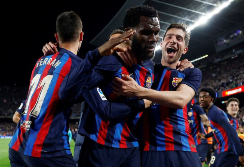 Titula na tacni: Kesi heroj Barselone, Real nemoćan u El Klasiku