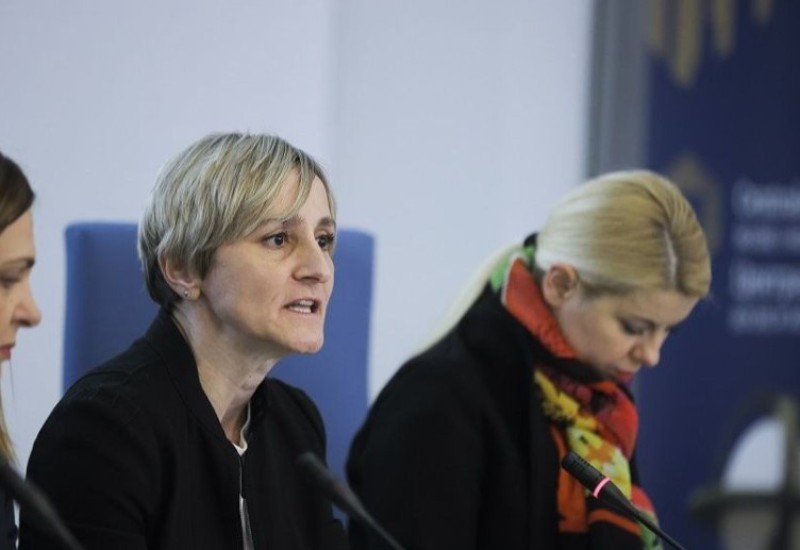 MMF: Oba entiteta imaju budžetski deficit, troše previše novca