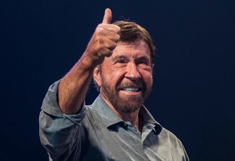 Ipak je smrt jača – preminuo Čak Noris