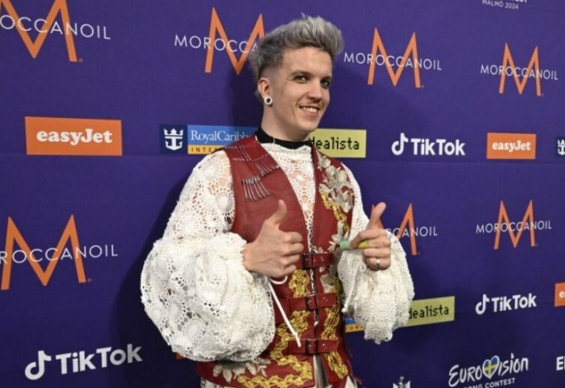 (FOTO) Fanovi oduševljeni: Bejbi Lazanja POKAZAO VJERENICU