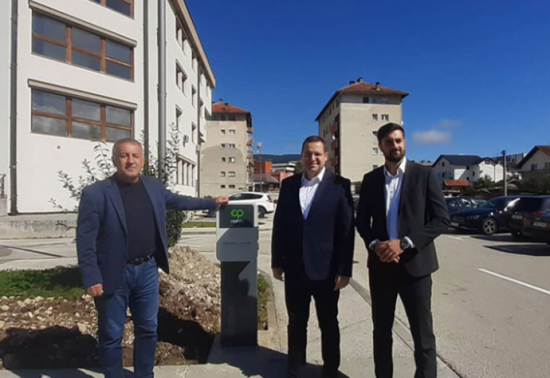 Punjač za električna vozila stigao u opštinu Šipovo