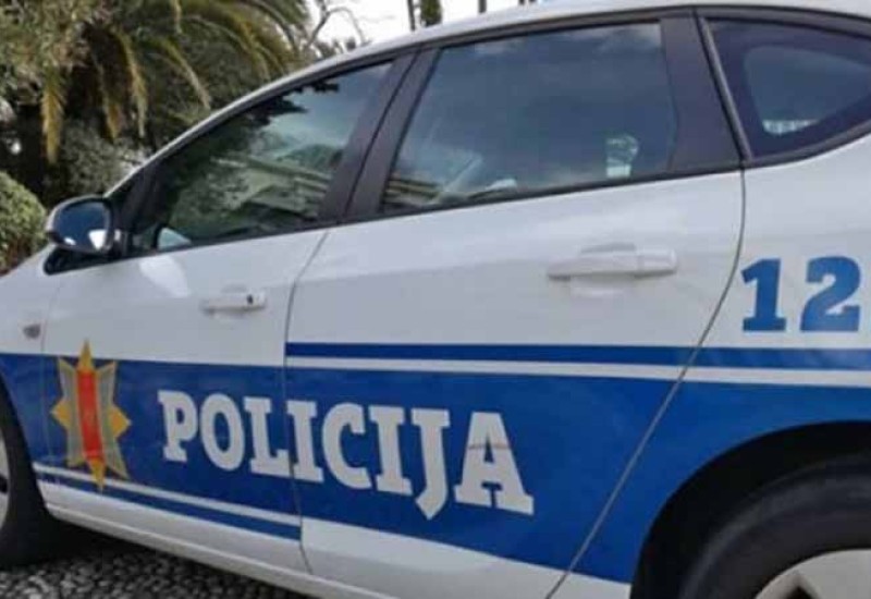 Tri osobe poginule prilikom izlijetanja automobila sa mosta