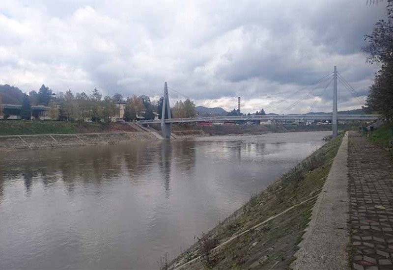 Žena se ubila skočivši u nabujalu Bosnu