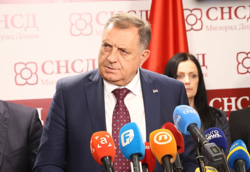 Dodik o slučaju "Košarac, šljem i ambasade": Iznenađen sam