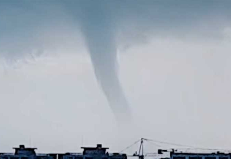 Snažno nevrijeme u Crnoj Gori: Tornado protutnjao Budvom (VIDEO)