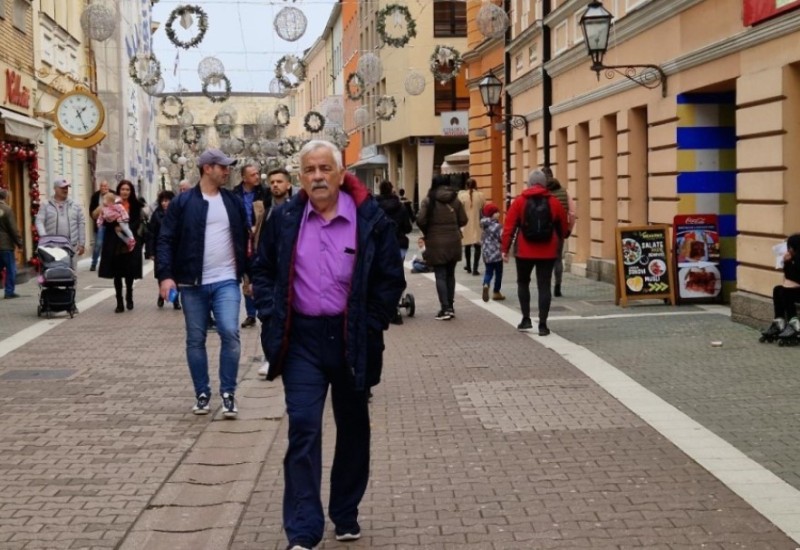 Ne biraju sredstva, “padaju” najniže moguće! Političari od država i regije prave “crnu rupu”