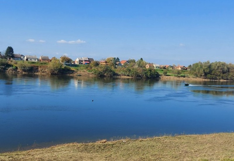 GRADIŠKA: Policija pregleda obalu rijeke Save