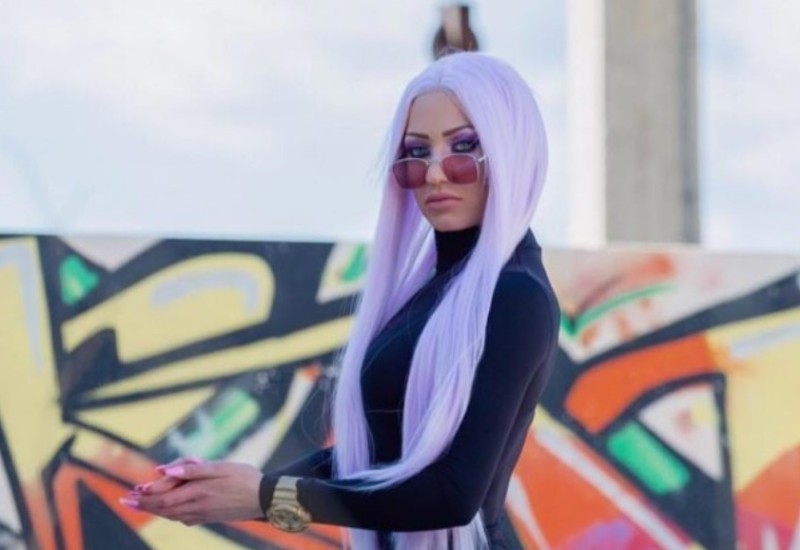 Pijana divljala na ulici: Pojavio se snimak hapšenja hrvatske influenserke VIDEO