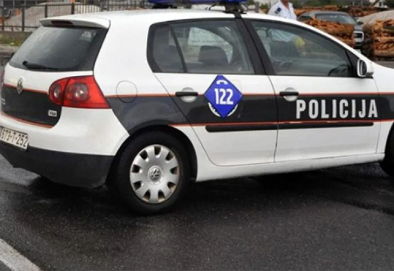 Detalji ubistva: Jedna unuka baki držala noge, druga je davila